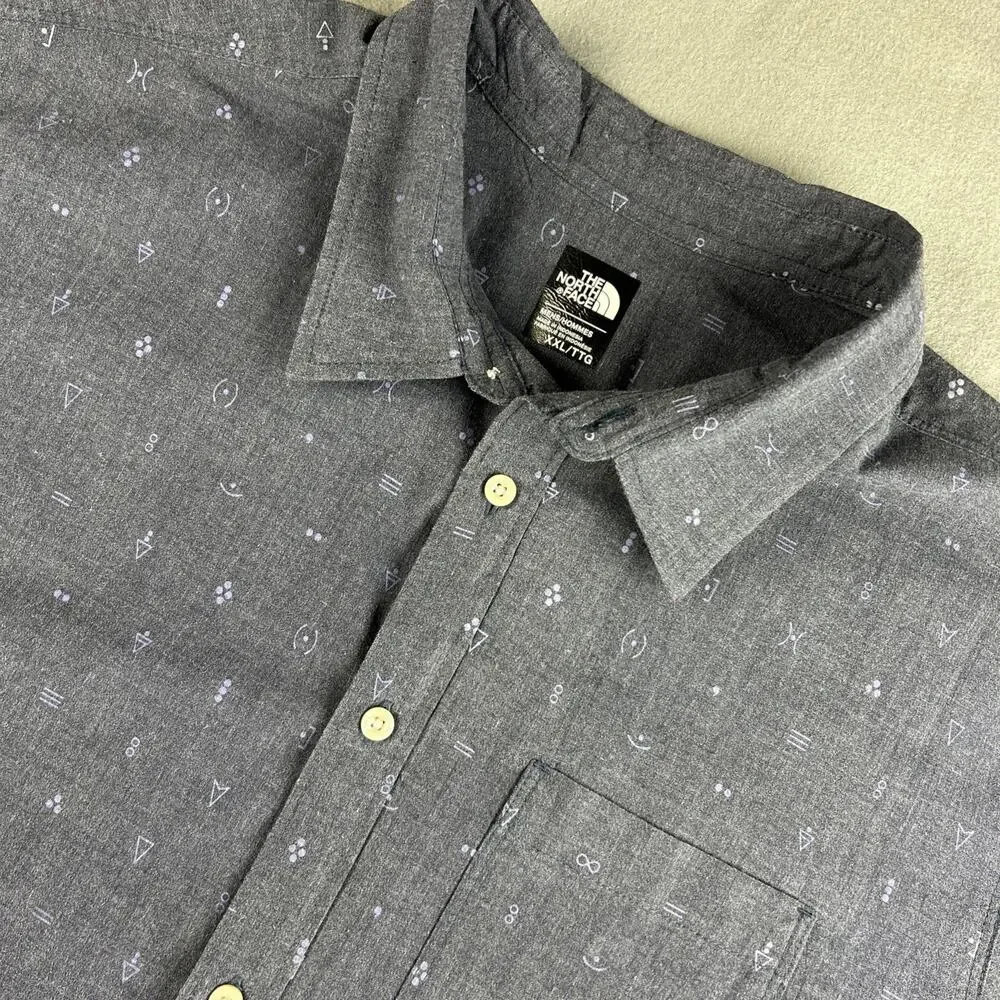 The North Face Men’s Short Sleeve Size 2XL Dark Gray Button Up Shirt Design